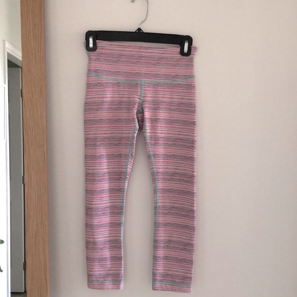 Lululemon Wonder Under Pant III *Luxstreme - Cyber Stripe Flash Light Menthol - Picture 3 of 7